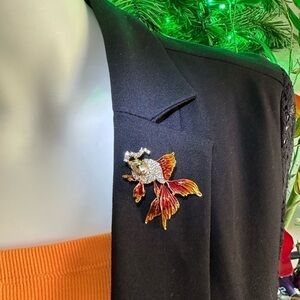 Brand NEW GOLD AND ORANGE RHINESTONES GOLDFISH BROOCH